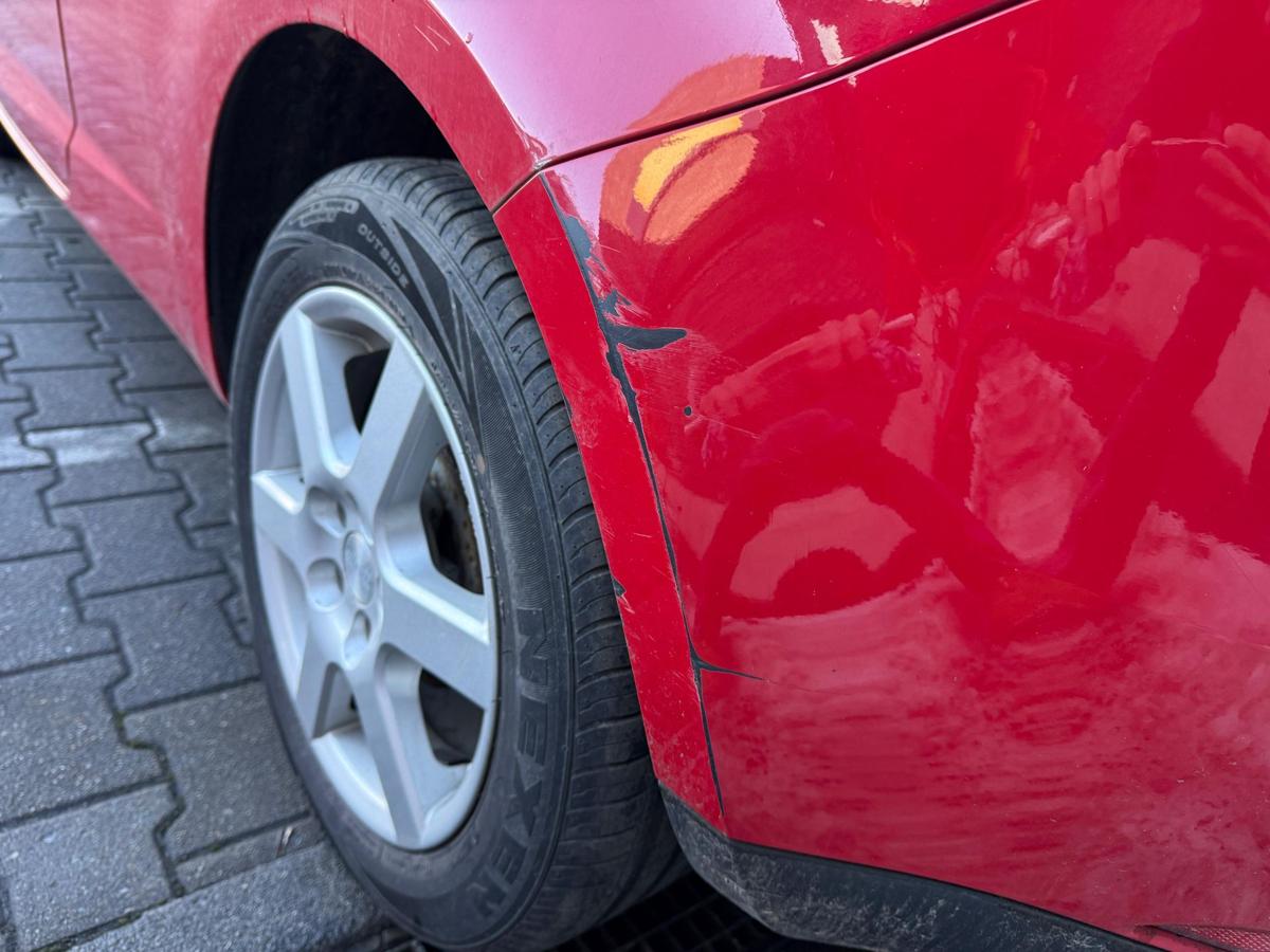 Seat Ibiza 6J original Sto&szlig;stange Sto&szlig;f&auml;nger hinten LS3H Emociont 3 T&uuml;rer BJ09